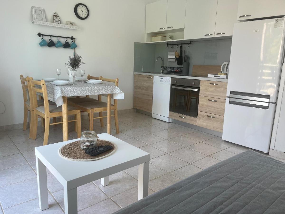 Pinezici Apartman Niccole Exterior foto