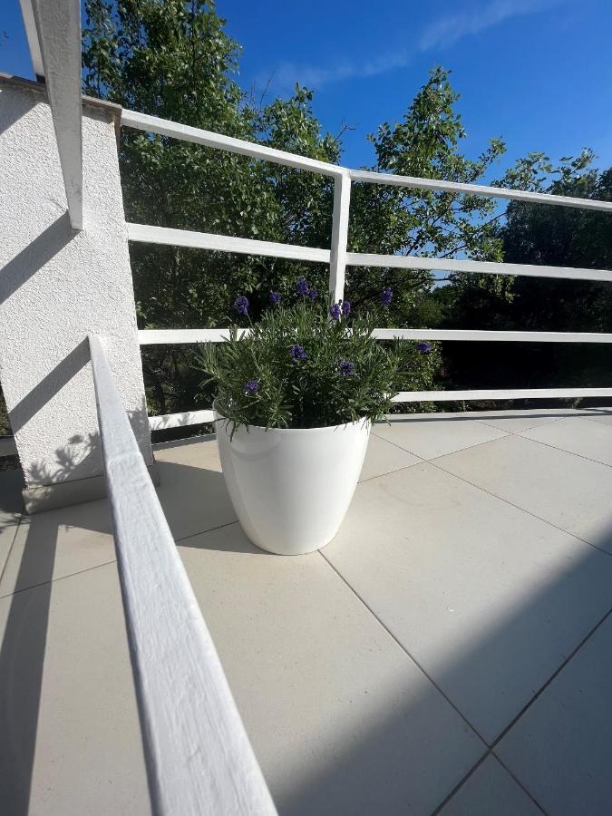 Pinezici Apartman Niccole Exterior foto