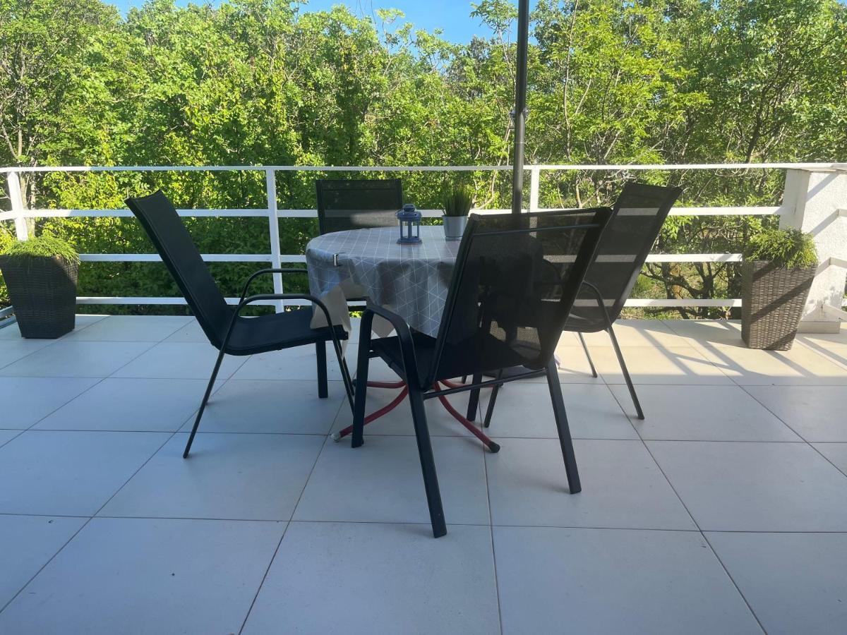 Pinezici Apartman Niccole Exterior foto